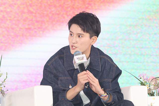 亚洲毛片一区二区